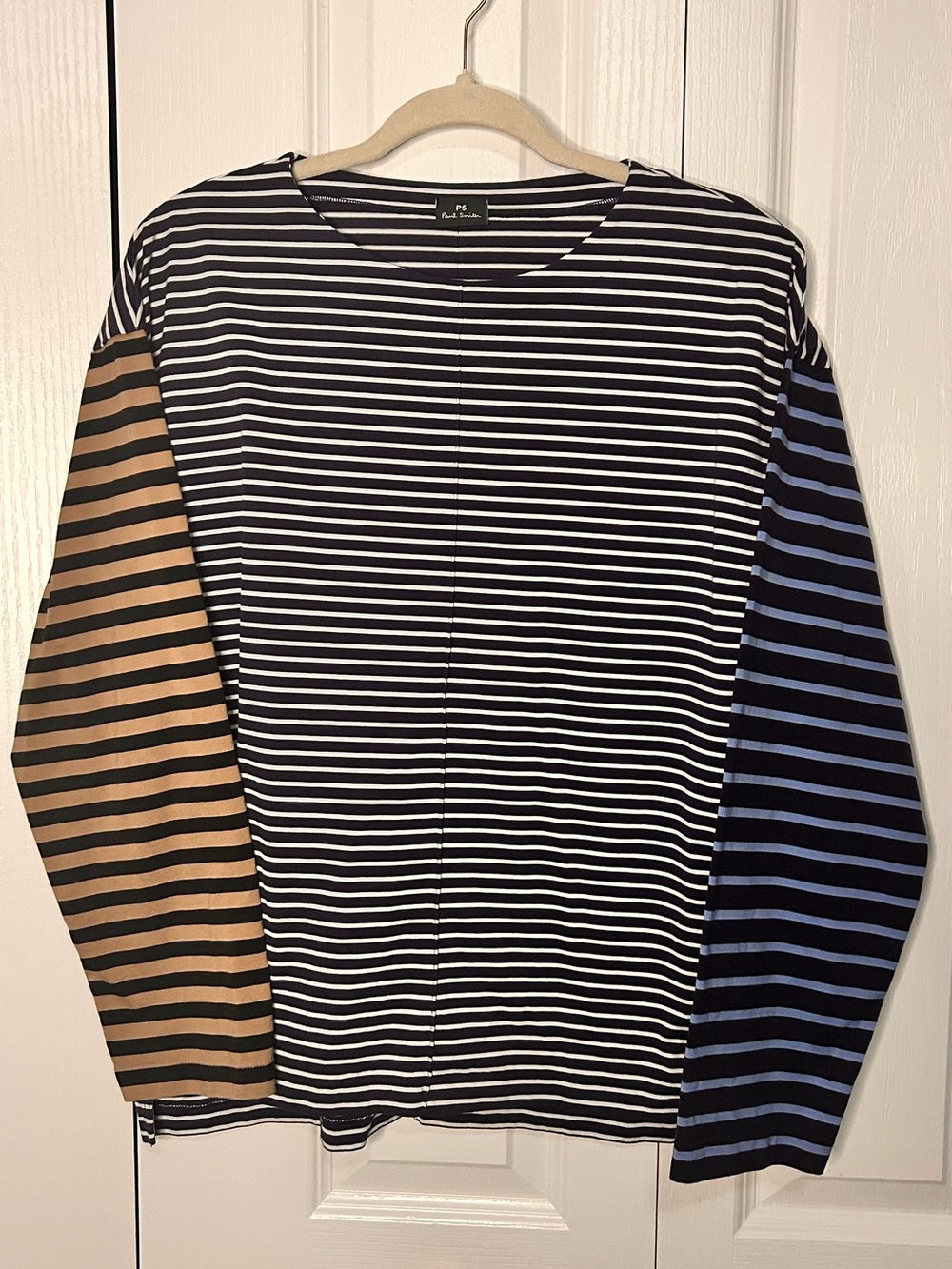 Paul Smith Women’s Large Striped Long-Sleeve Crewneck Black Tan Blue Sleeves Top